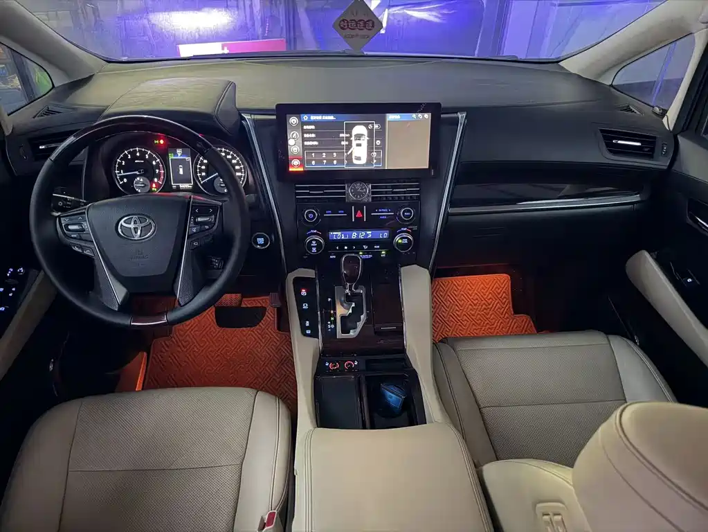 Alphard 3.5 L Luxury