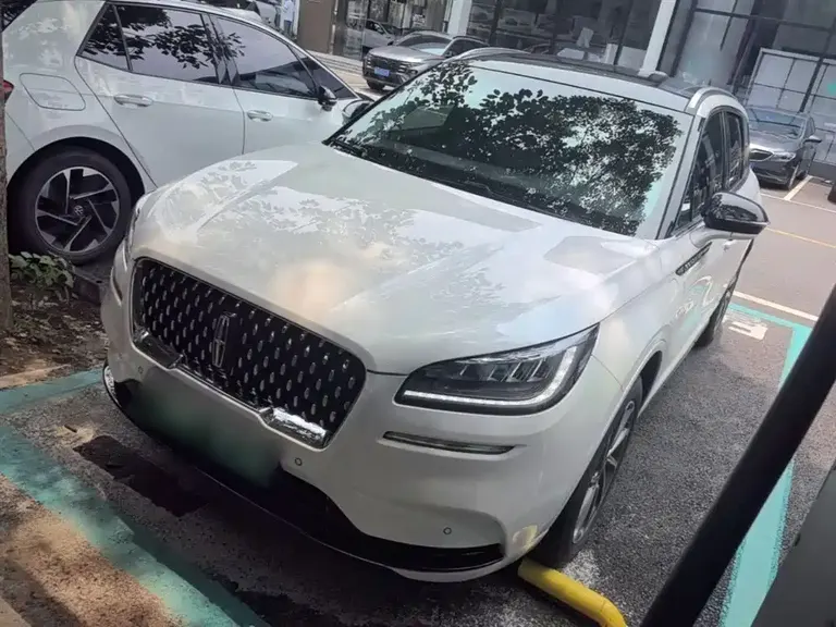 Lincoln Corsair NEV 冒险家新能源 2021款 PHEV 四驱e雅版
