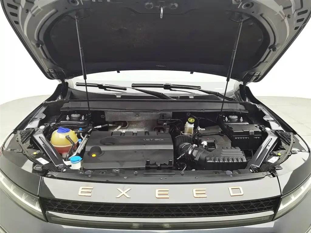 Exeed Zhuifeng 星途追风 2022款 凡尔赛版 1.6 T DCT御风行版