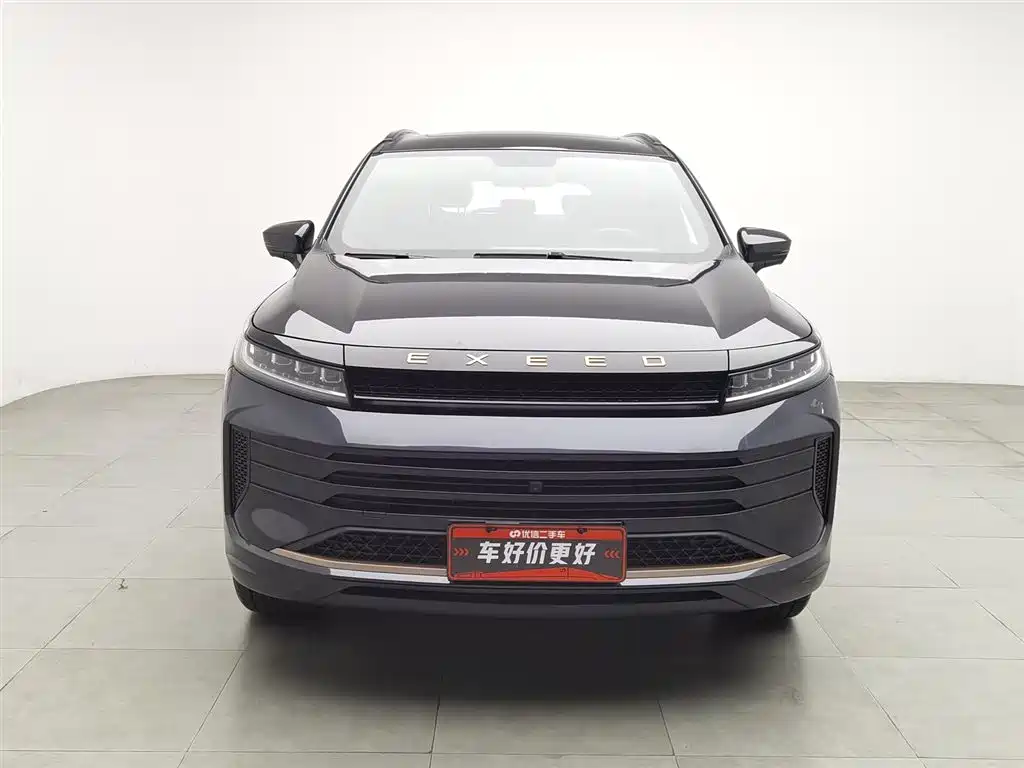 Exeed Zhuifeng 星途追风 2022款 凡尔赛版 1.6 T DCT御风行版