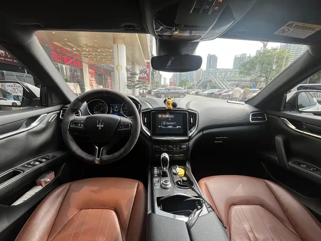 Ghibli 3.0 T Standard
