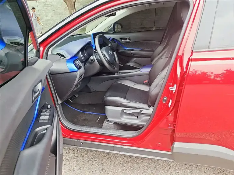 Toyota C-HR 2.0 L Comfort