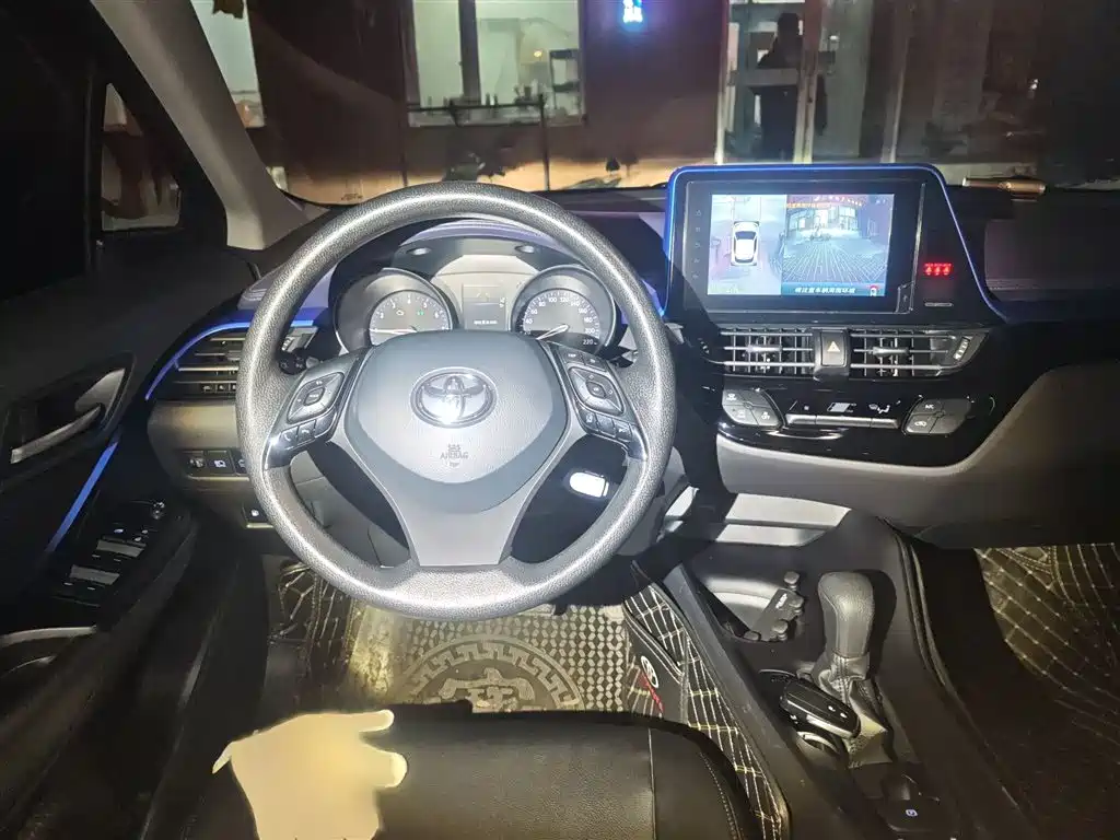 Toyota C-HR 2.0 L Comfort