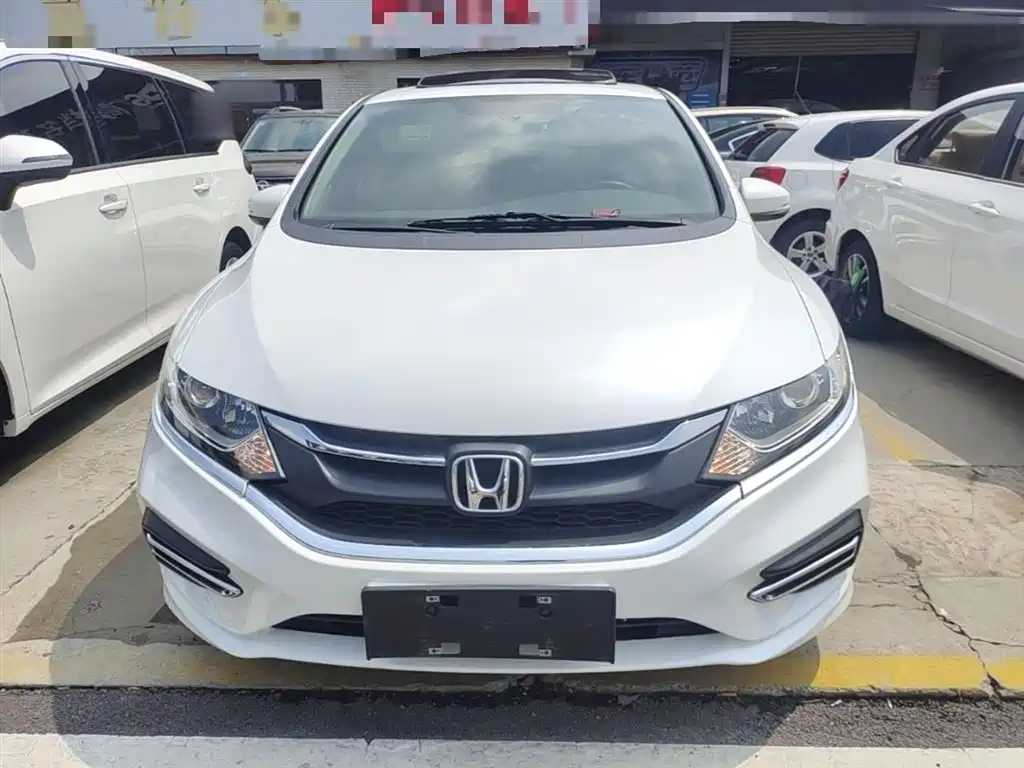 Jade 1.8 L Auto Comfort