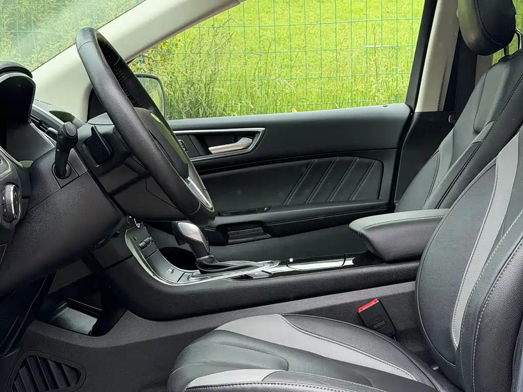 Edge EcoBoost 330 V6 4 WD Sport 7-seat