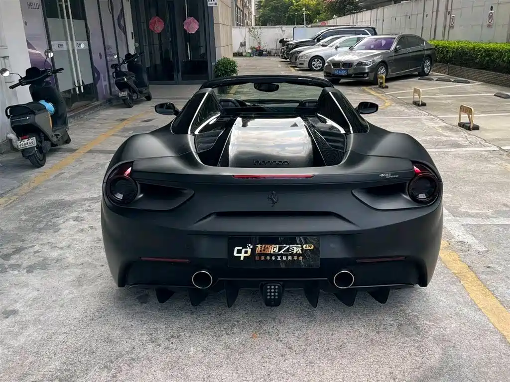 Ferrari 488 488 Spider