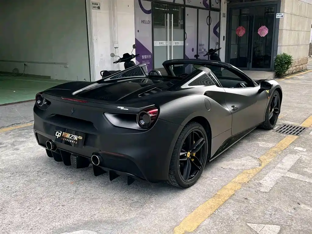 Ferrari 488 488 Spider