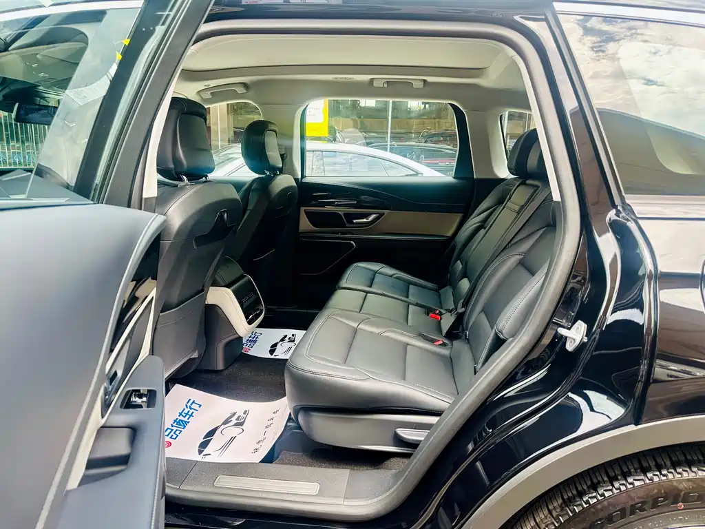 Nautilus 2.0 T 4 WD Comfort Supreme