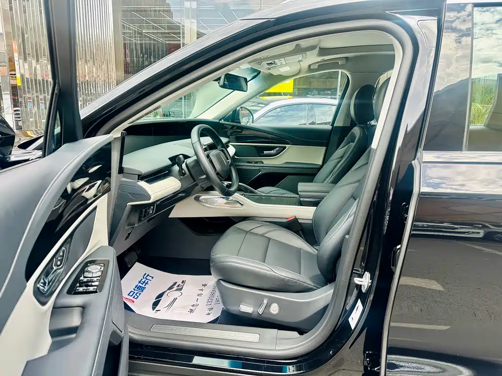 Nautilus 2.0 T 4 WD Comfort Supreme