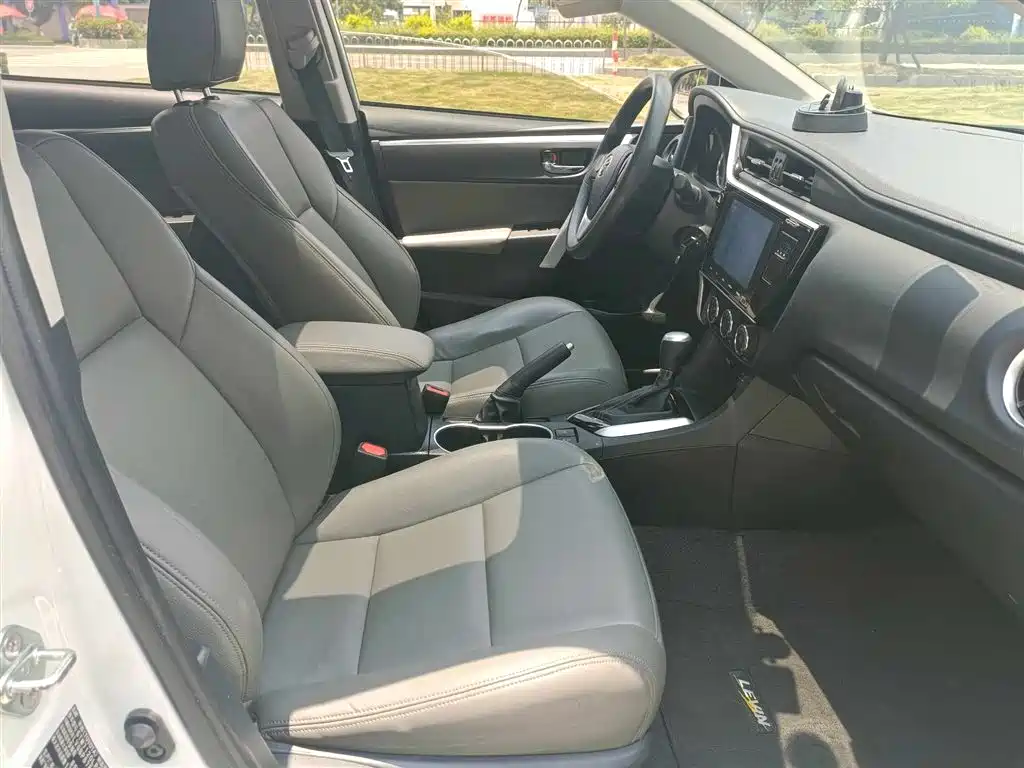 Levin Facelift 185 T CVT Elite CN-V