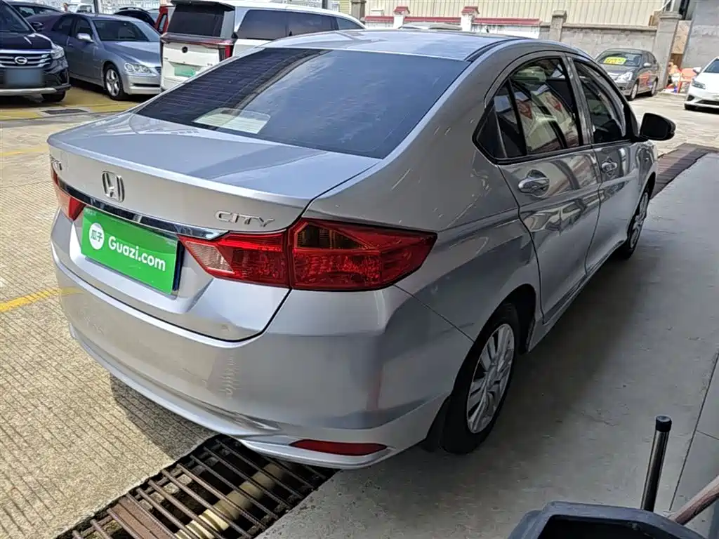 City 1.5 L CVT Comfort