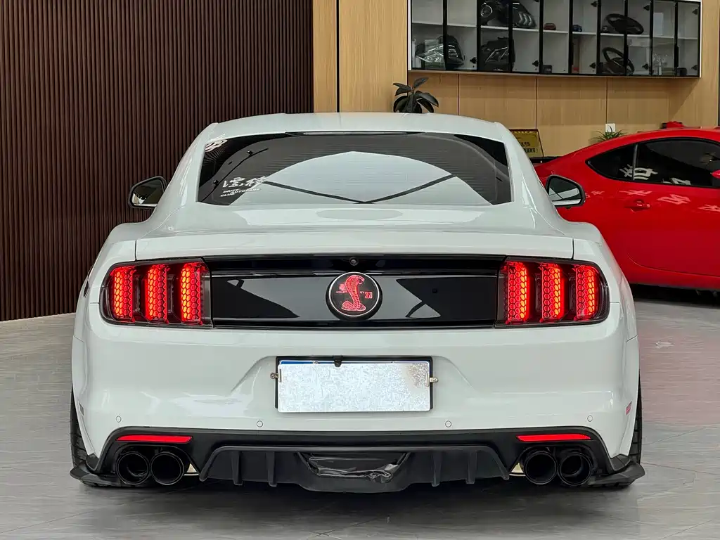 Mustang 2.3 T Performance