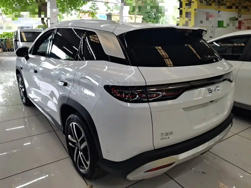 Song L DM-i Smart Drive 112 km Transcend