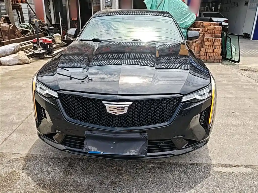 Cadillac CT4 28 T Luxury