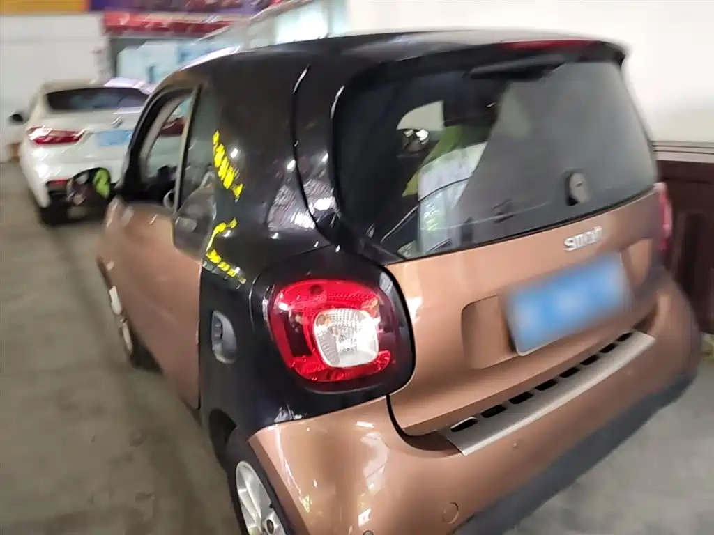 smart fortwo 1.0 L 52 kW Hardtop Agile