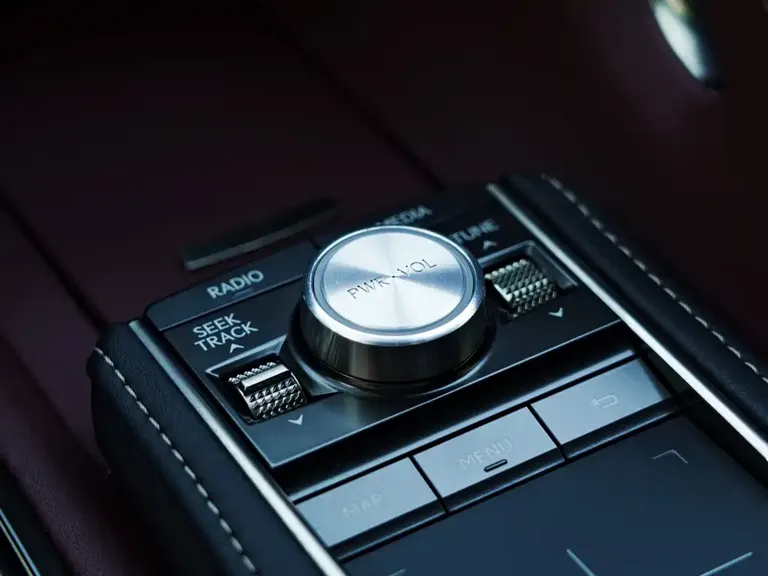 Lexus LC 雷克萨斯LC 2018款 500 h 运动版