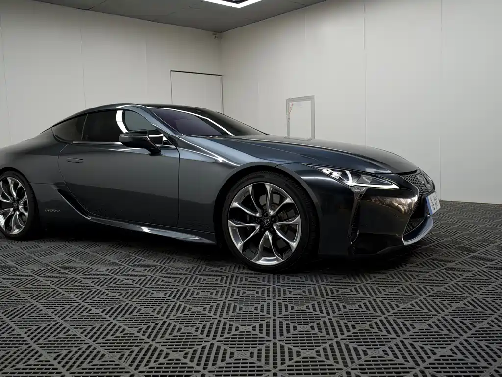Lexus LC 雷克萨斯LC 2018款 500 h 运动版