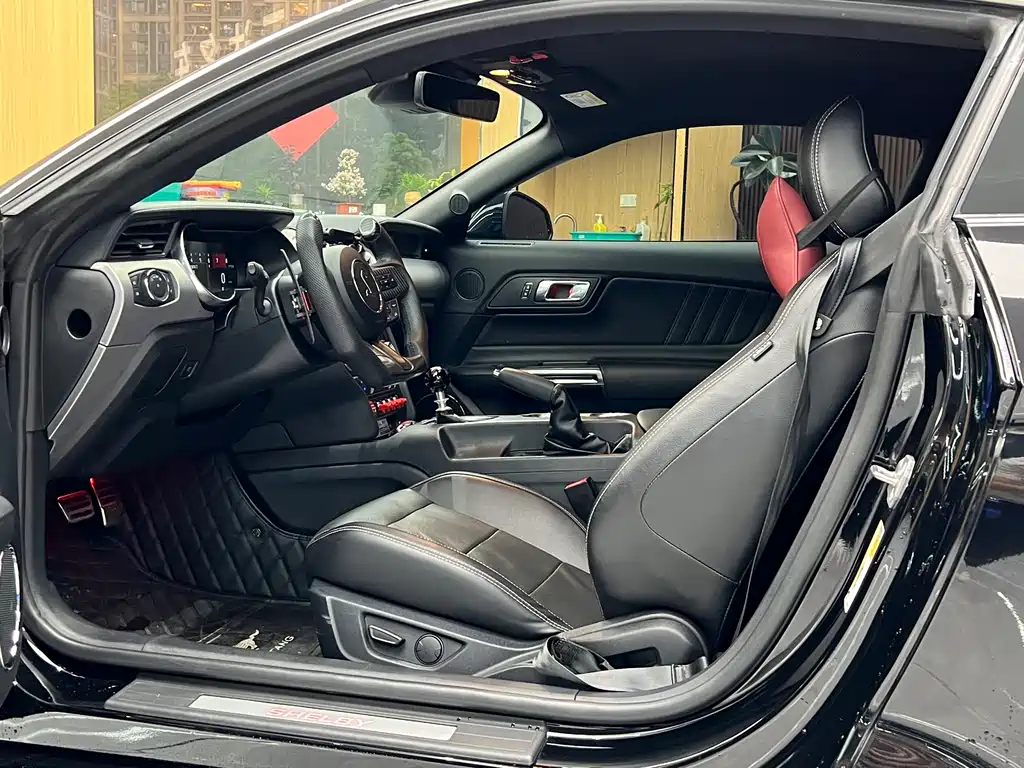 Mustang 2.3 L EcoBoost