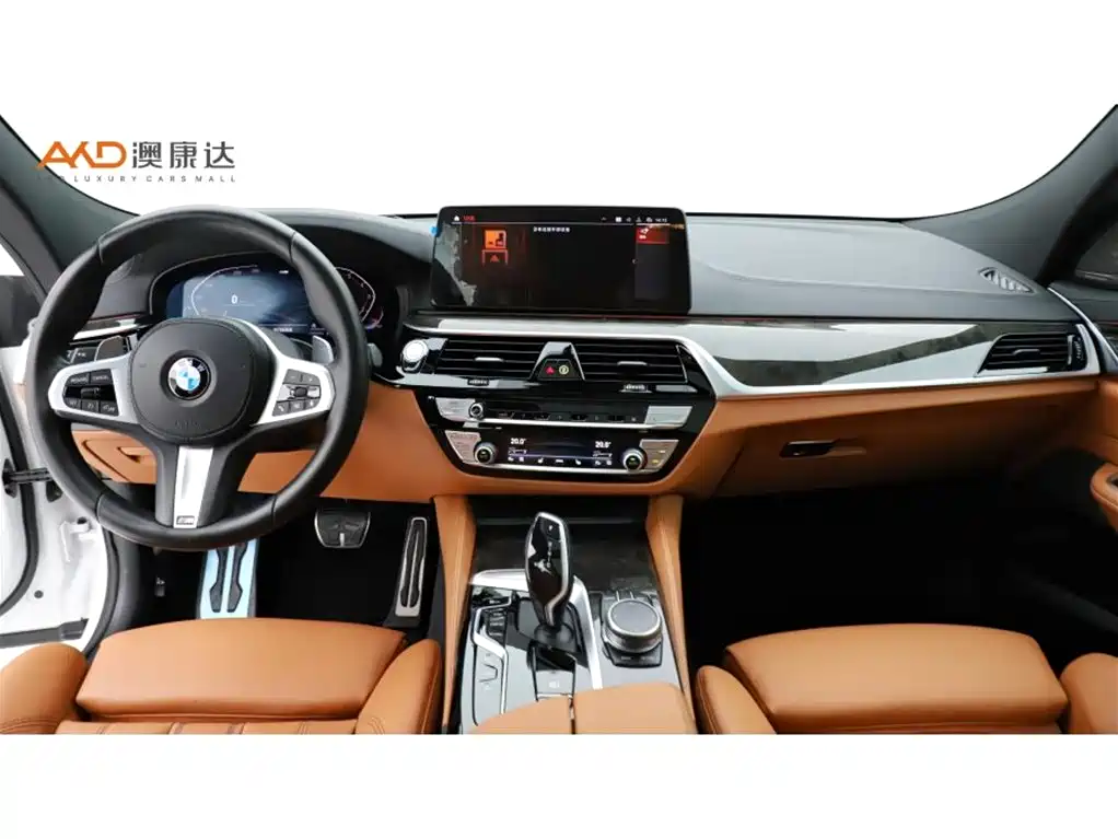 BMW 6 Series GT 宝马630 GT/2.0 T/21款/改款 M运动套装