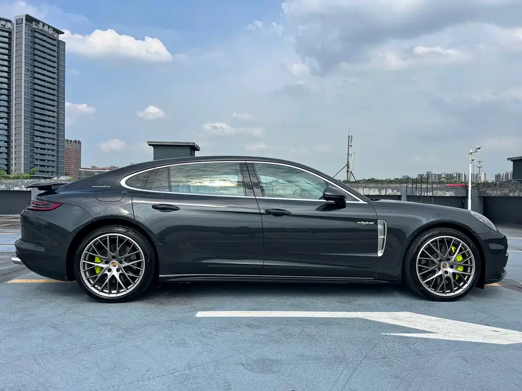 Panamera NEV Panamera 4 E-Hybrid Executive Extended 2.9 T