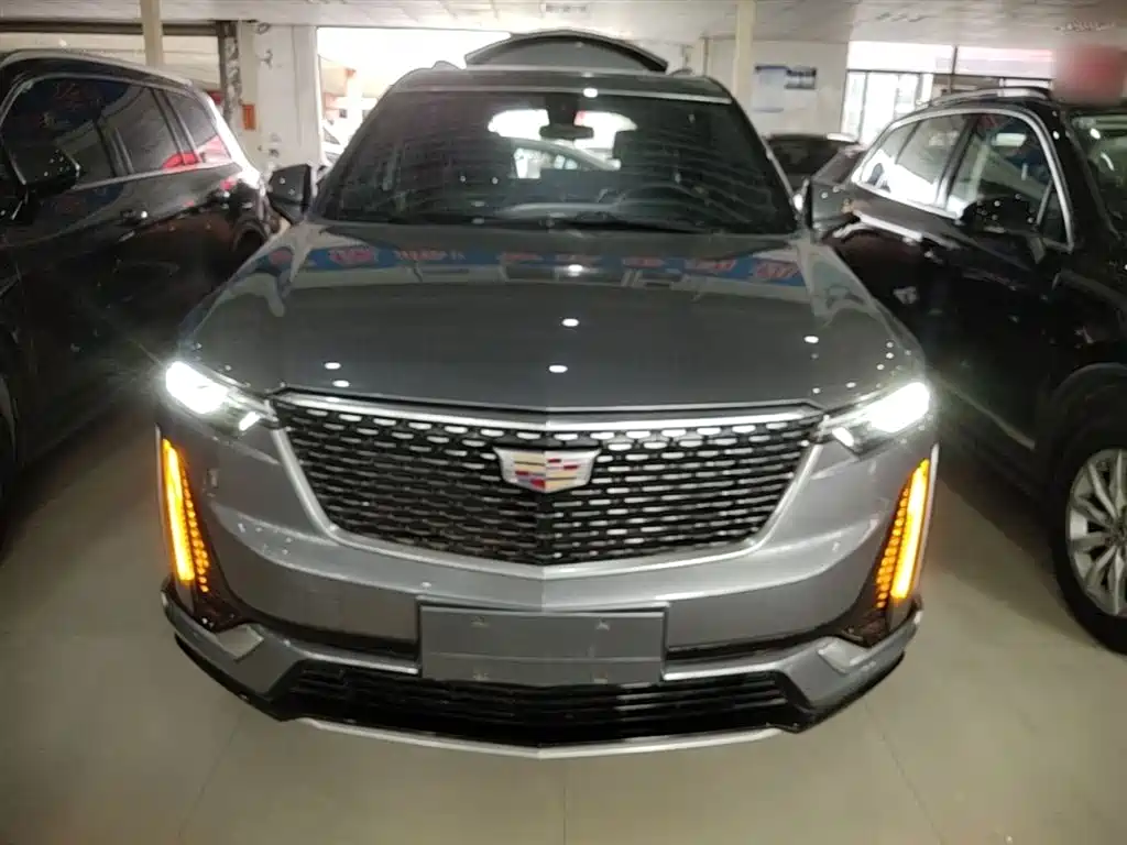 Cadillac XT6 28 T 7-seat 4 WD Style