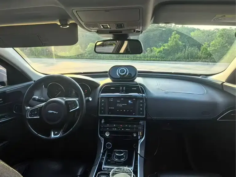 Jaguar XE 2.0 T 200 PS R-Sport