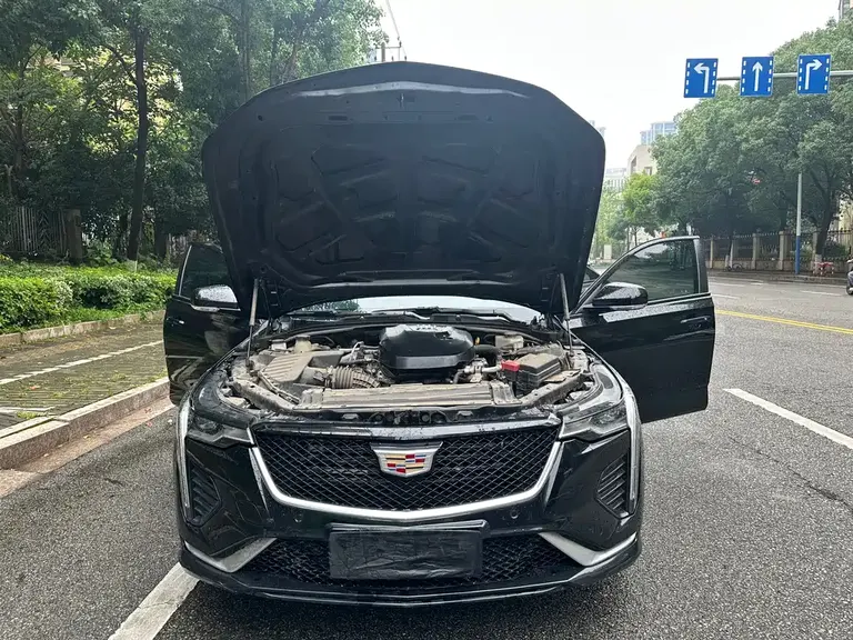 Cadillac CT4 25 T Luxury