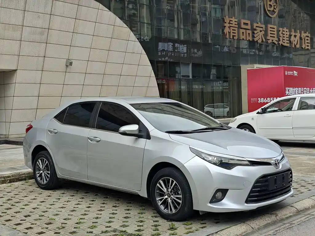Levin 1.6 E CVT New Sharp
