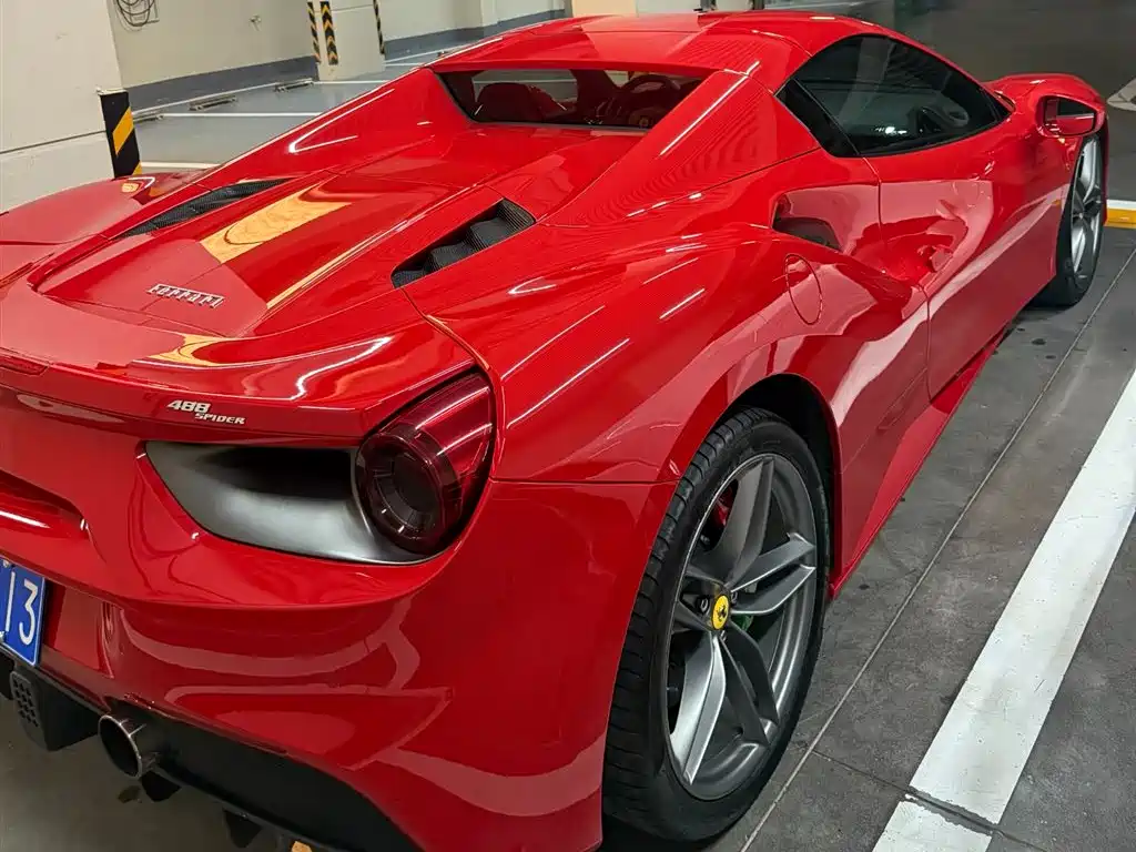 Ferrari 488 488 Spider