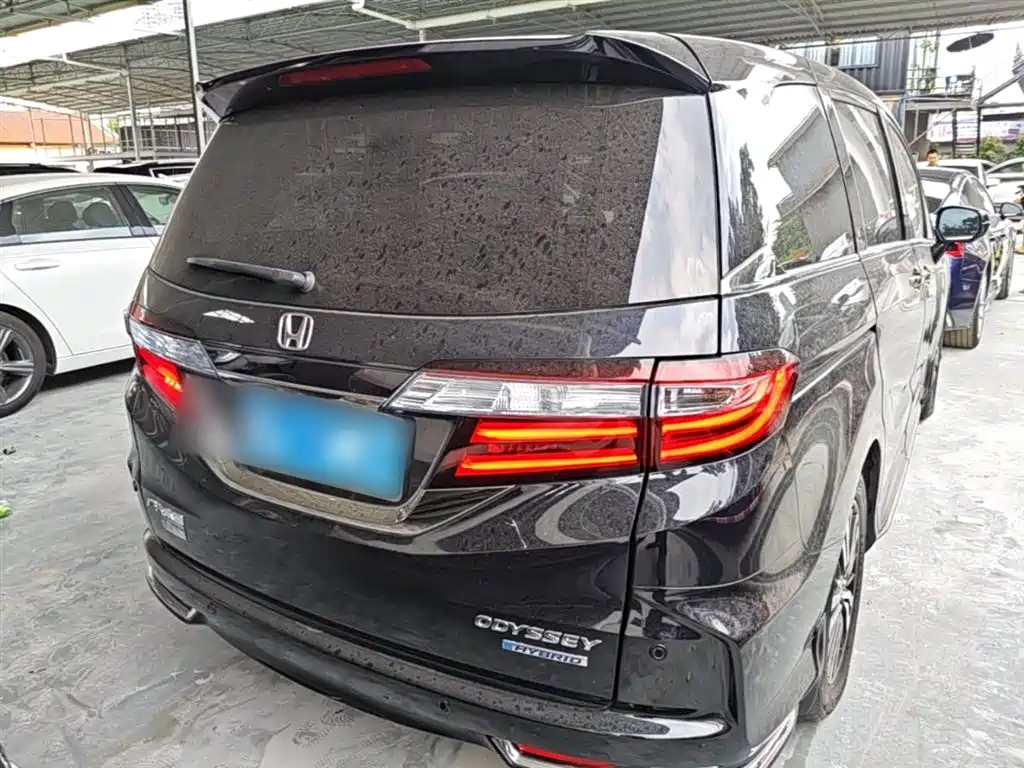 Odyssey 2.0 L Sharp· Supreme Premium