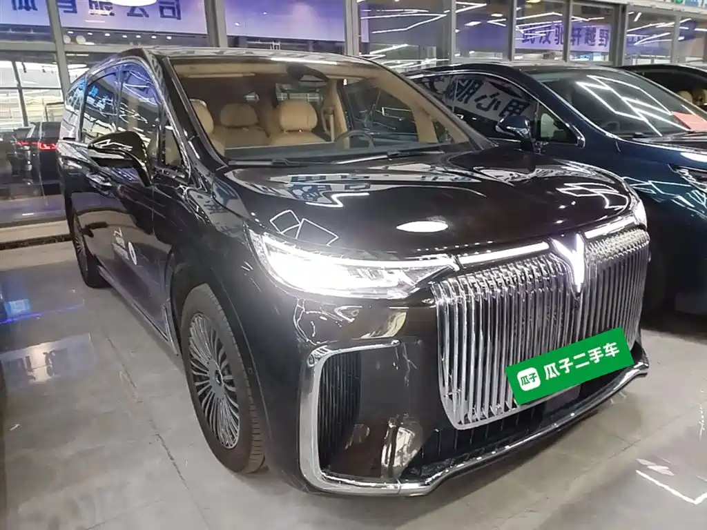 Voyah Dreamer PHEV 4 WD Flagship Kunpeng