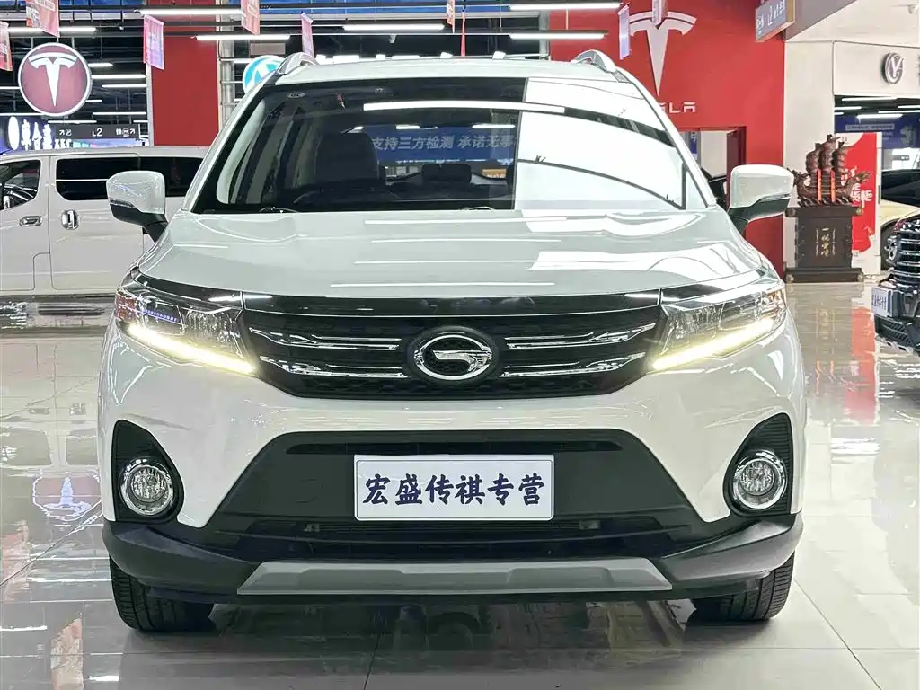 GAC Trumpchi GS3 传祺GS3 2019款 235 T 自动豪华版