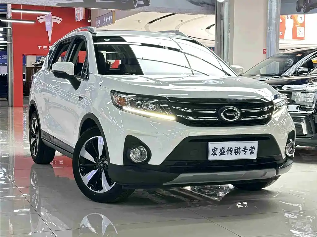 GAC Trumpchi GS3 传祺GS3 2019款 235 T 自动豪华版
