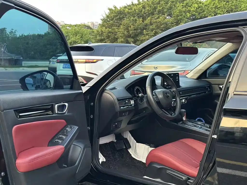 Civic HATCHBACK 240 TURBO CVT Extreme Sharp
