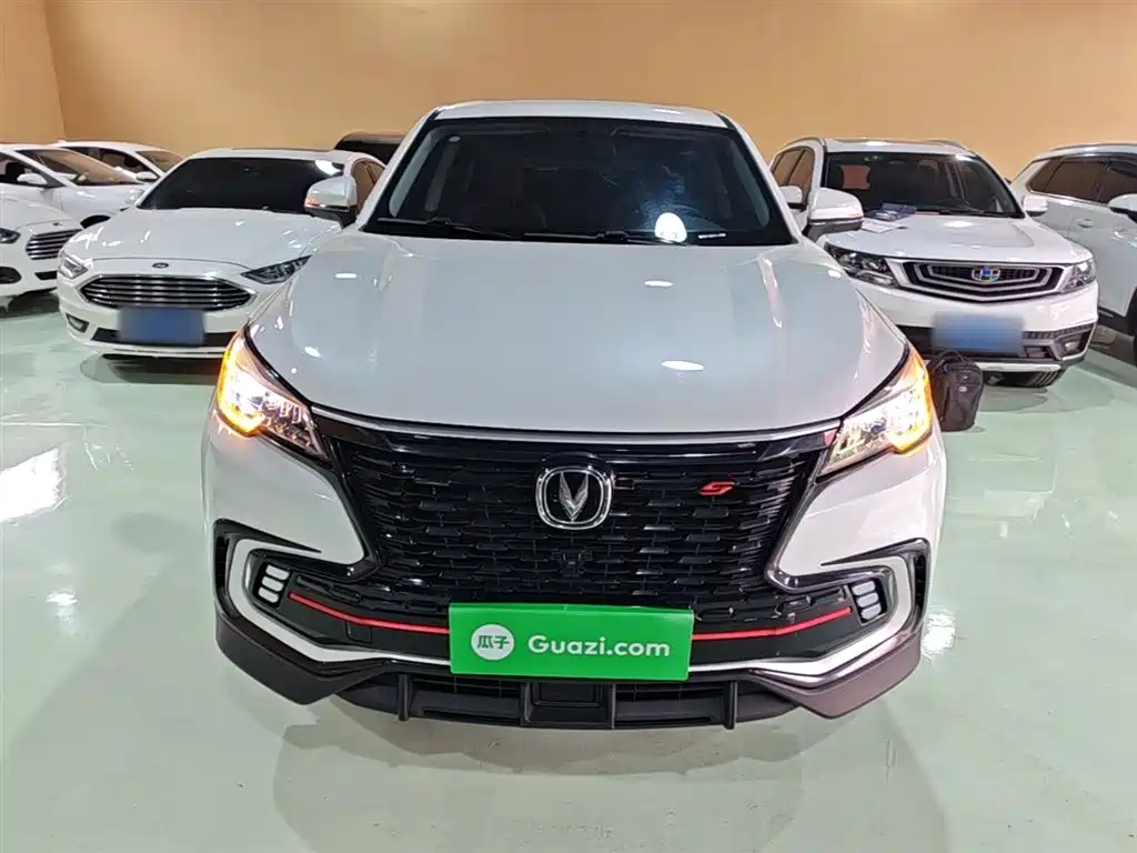 Changan CS85 Coupe 1.5 T DCT Luxury