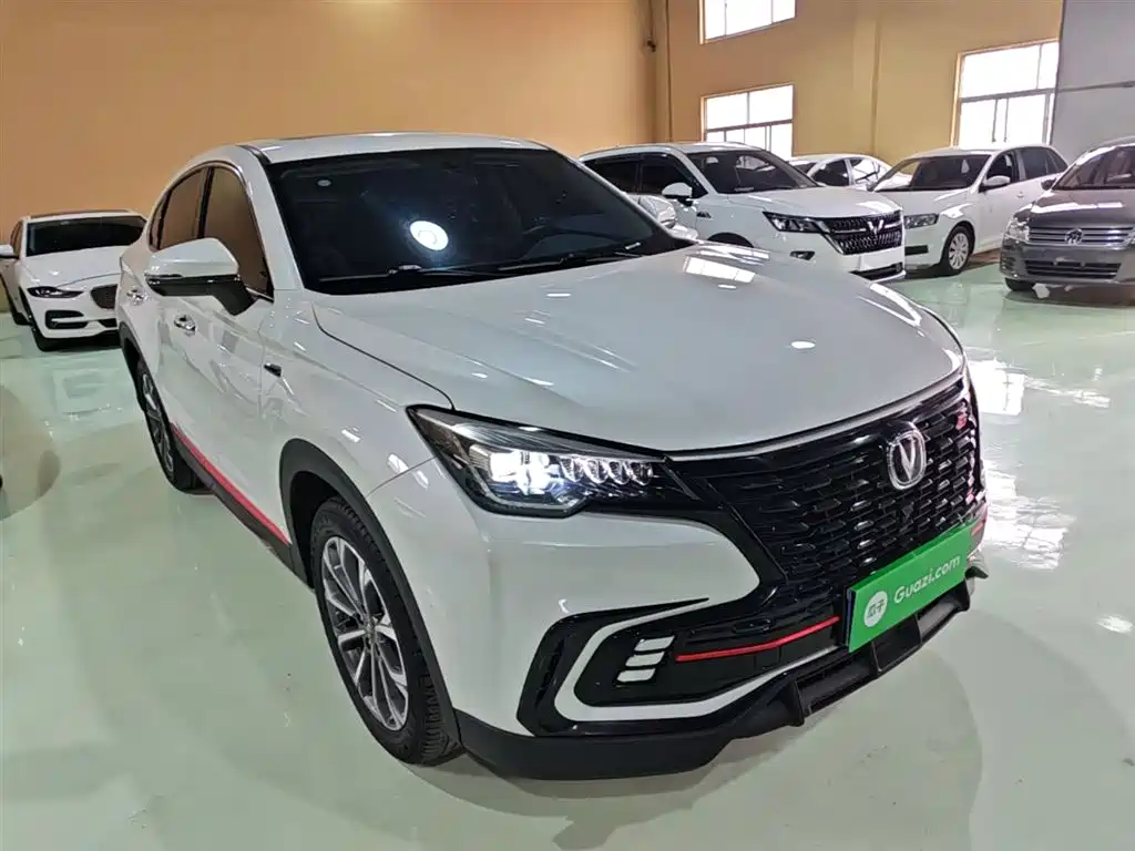 Changan CS85 Coupe 1.5 T DCT Luxury