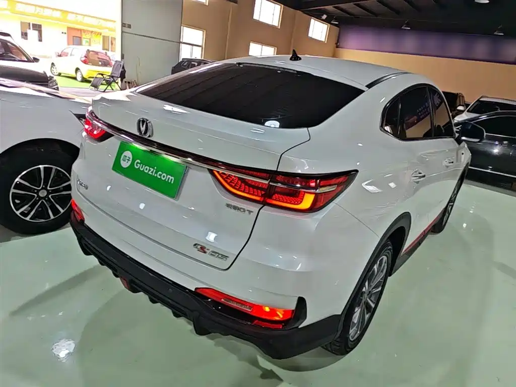 Changan CS85 Coupe 1.5 T DCT Luxury
