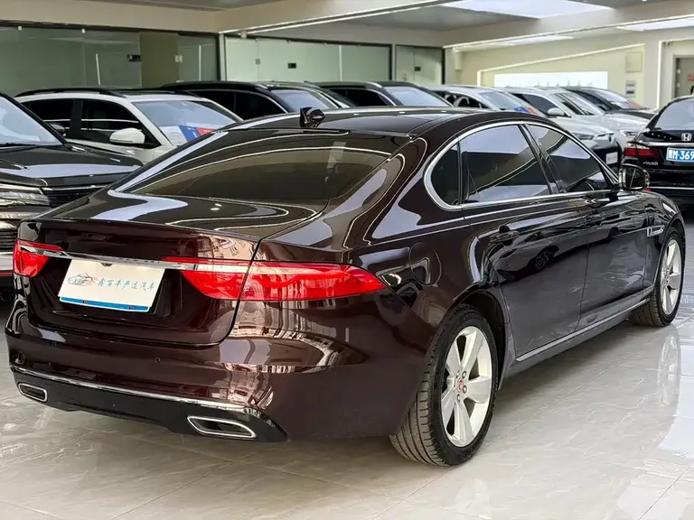 Jaguar XFL XFL 2.0 T P200 2 WD Elite Luxury