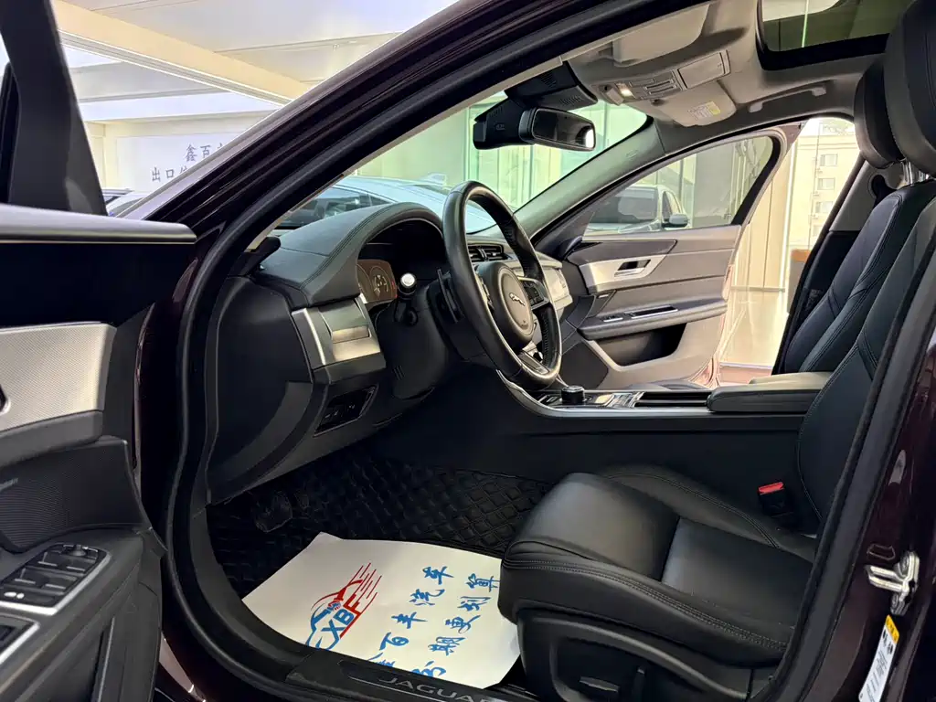 Jaguar XFL XFL 2.0 T P200 2 WD Elite Luxury