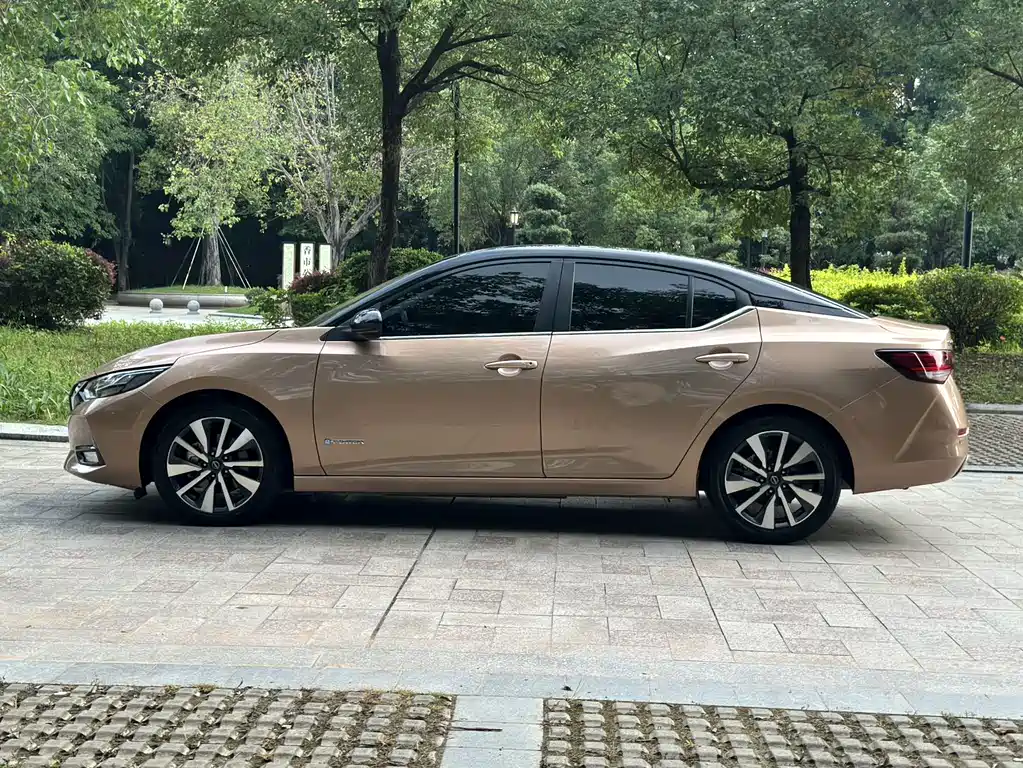 Sylphy Electric Drive e-POWER Super Connected PLUS