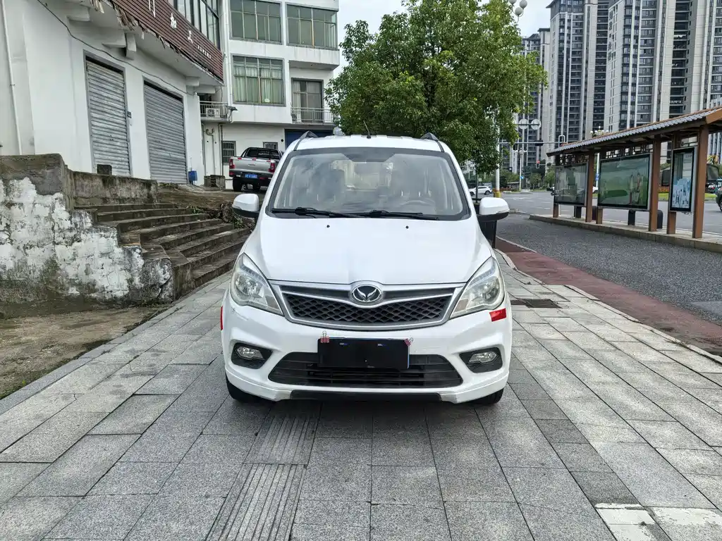 BAIC Huansu H2 H2 E 1.5 L Elite BJ415 B