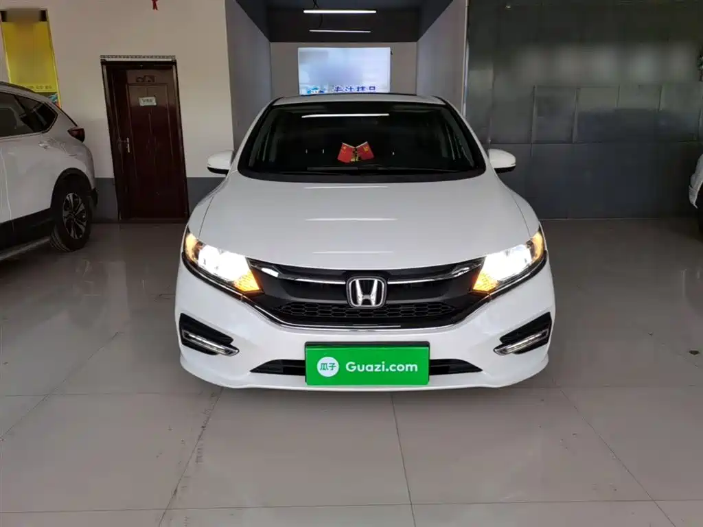 Jade 1.8 L Auto Comfort 5-seat