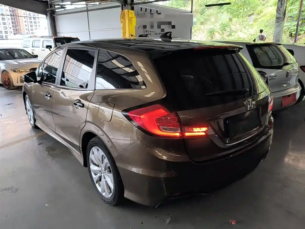 Jade 1.8 L Auto Comfort 5-seat