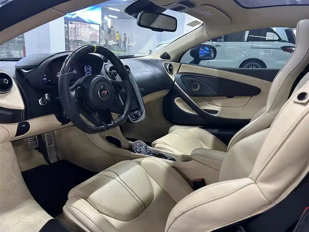McLaren 570 570 S 3.8 T Coupe