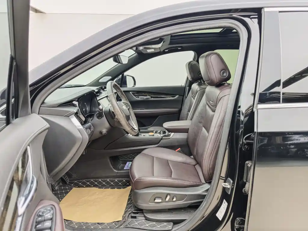 Cadillac XT6 28 T 6-seat 4 WD Luxury