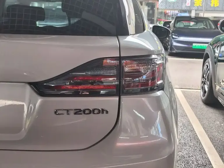 Lexus CT CT200 h Comfort Mono