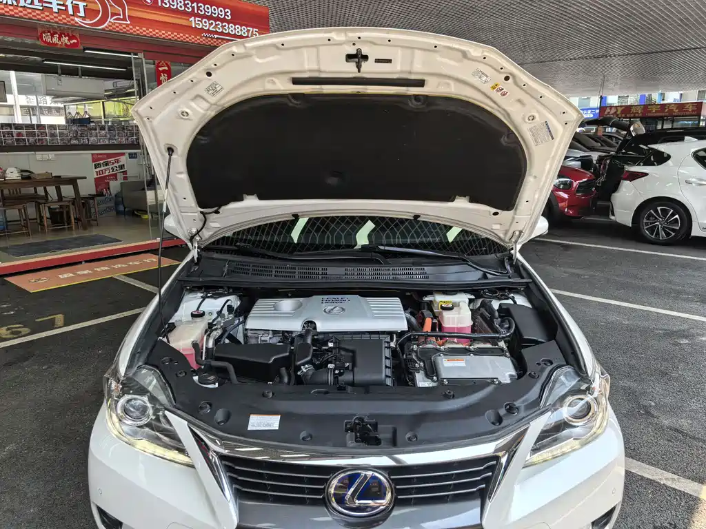 Lexus CT CT200 h Comfort Mono