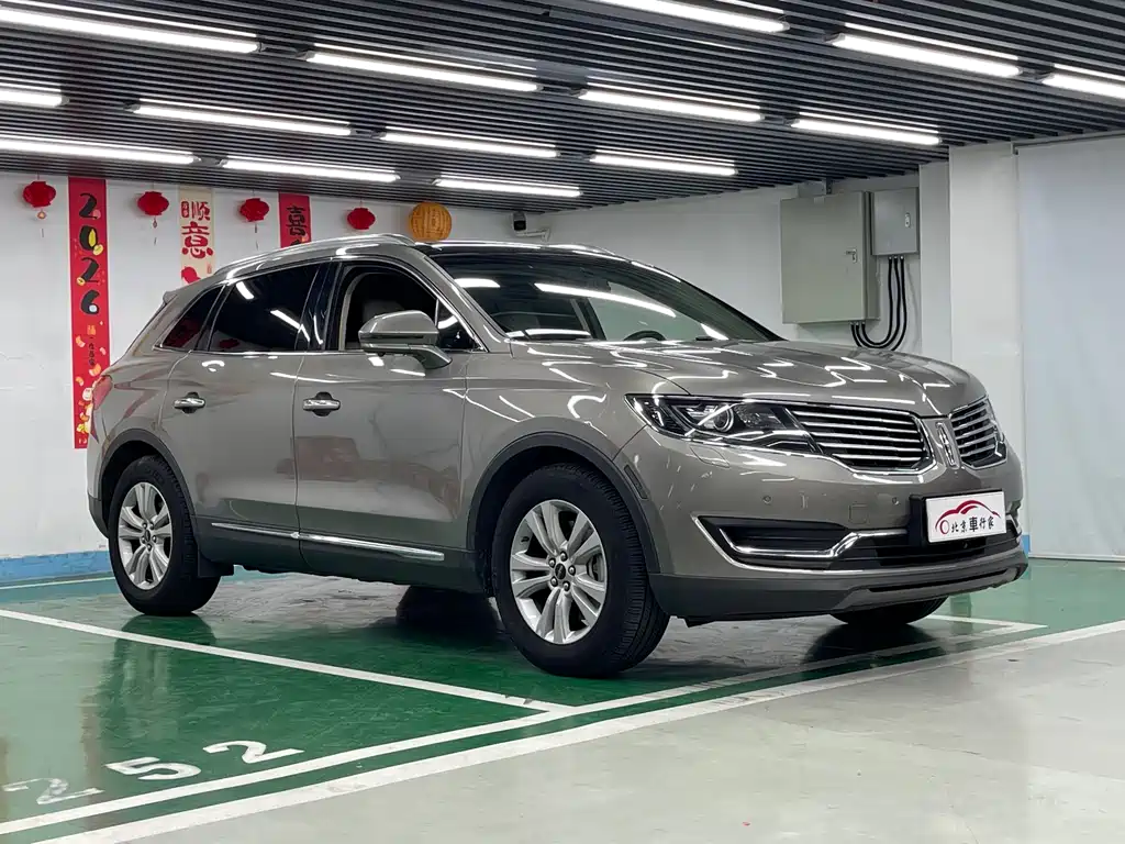 Lincoln MKX 2.0 T 2 WD Premium