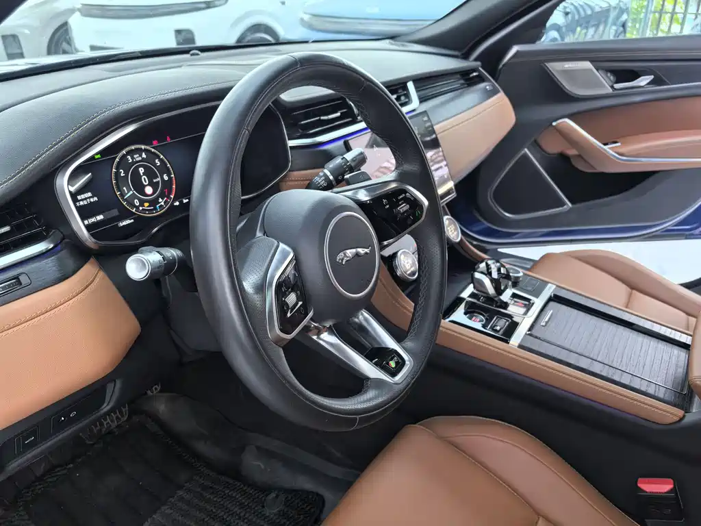 Jaguar XFL XFL 2.0 T P250 2 WD Elite Sport