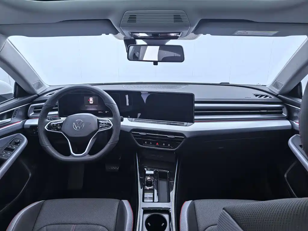 Lamando Lamando L 280 TSI DSG Spicy Cool
